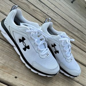 White Under Armour shoes, men’s size 10.